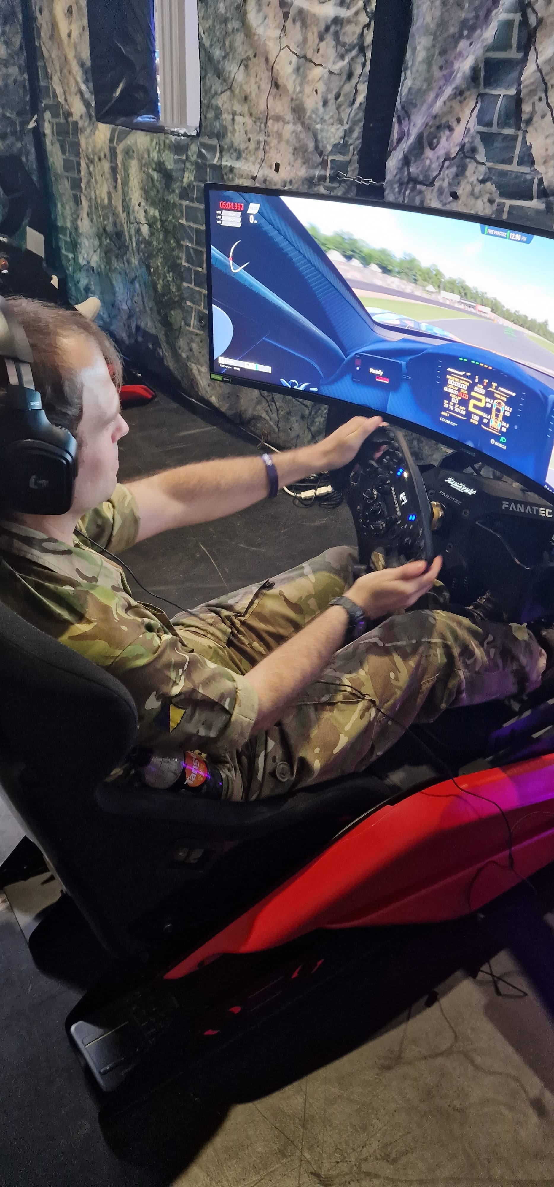 Insomnia NEC photo 3